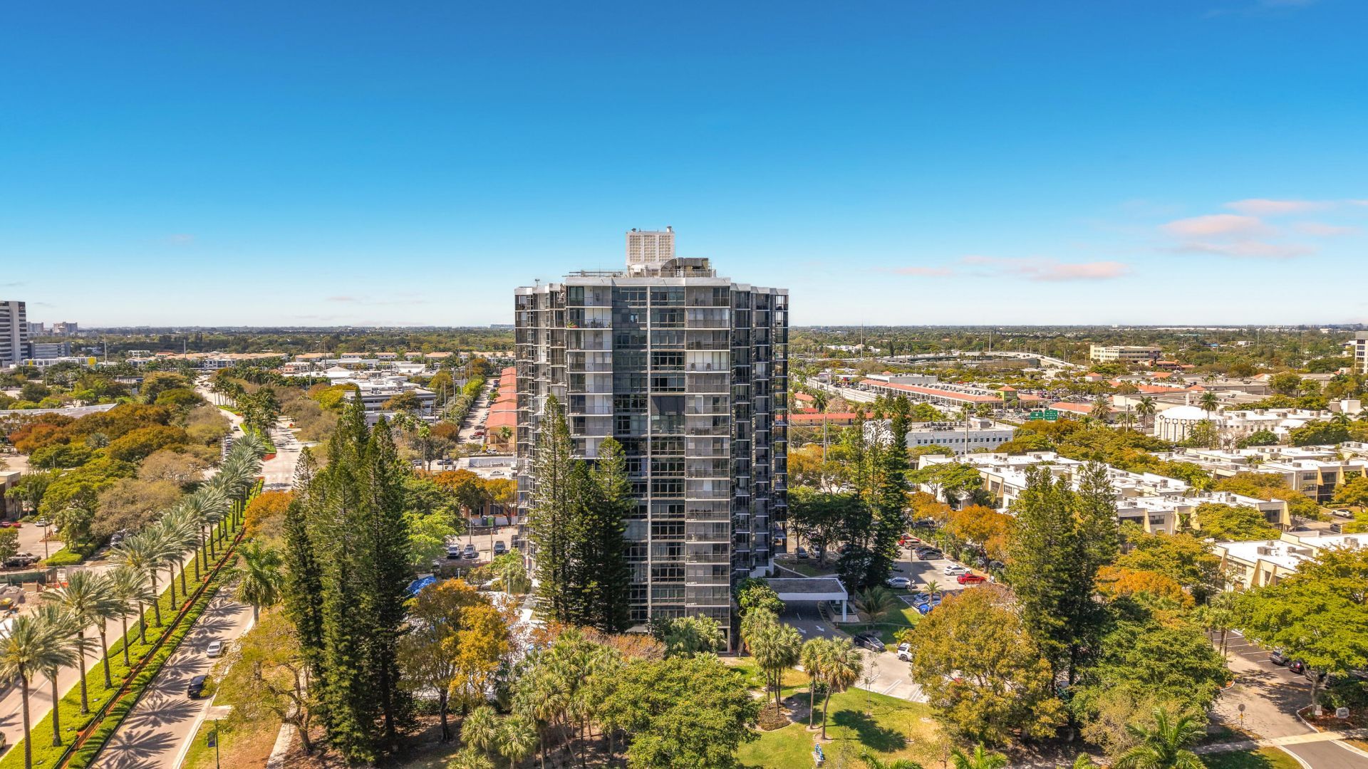 20100 W Country Club Drive, Unit 707, Aventura, FL 33180 Photo