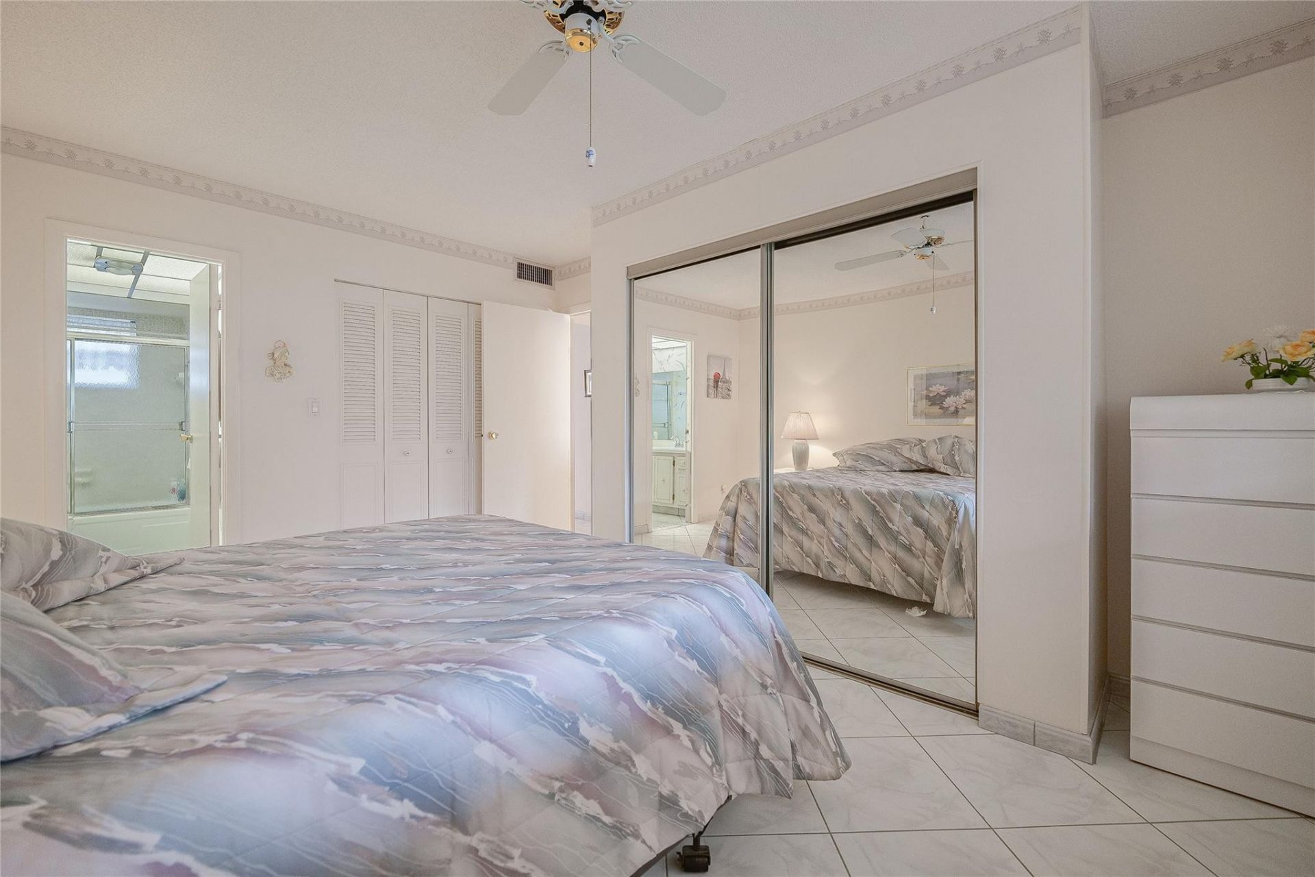 3431 NW 50th Ave, Unit 213, Lauderdale Lakes, FL 33319 Photo