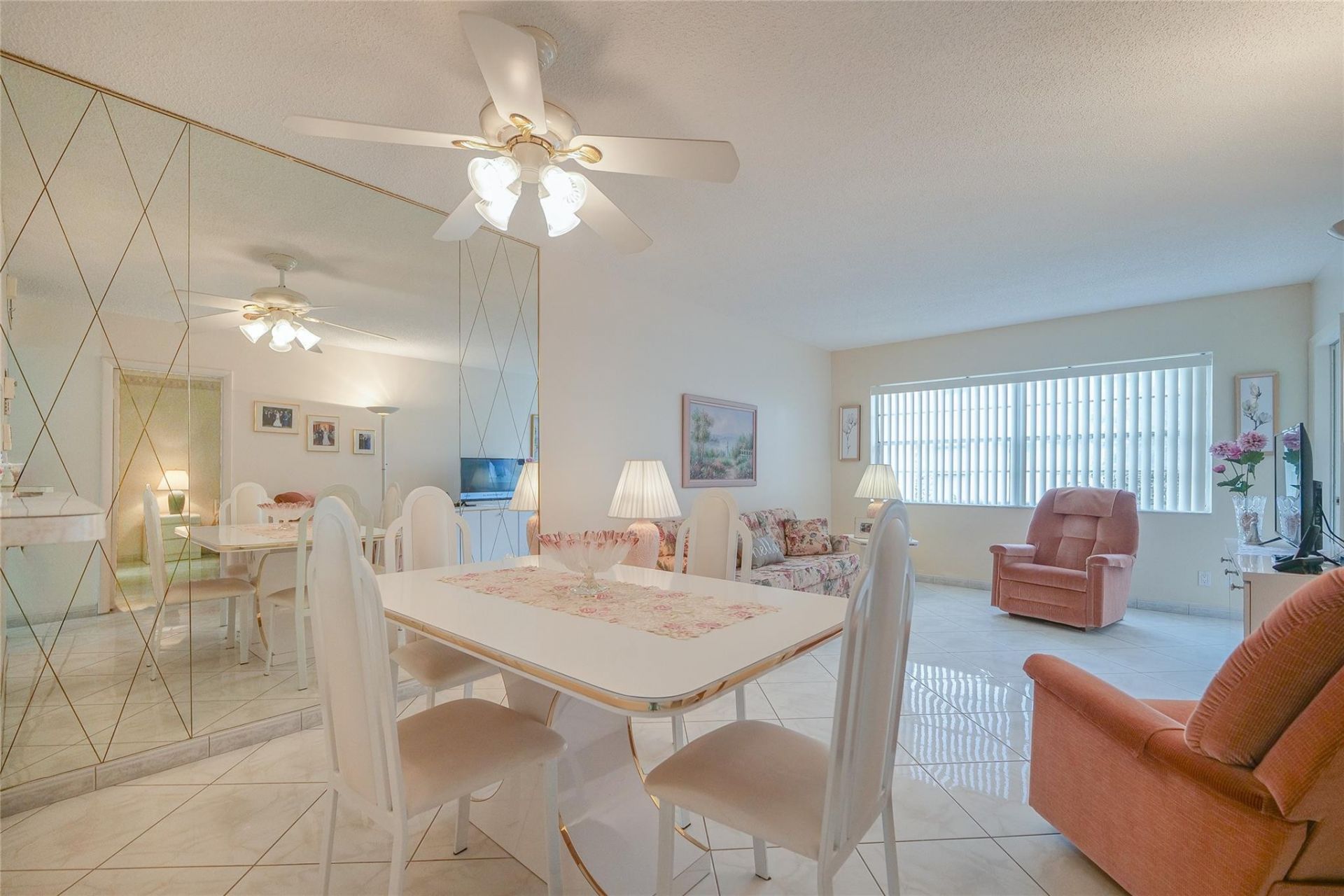 3431 NW 50th Ave, Unit 213, Lauderdale Lakes, FL 33319 Photo