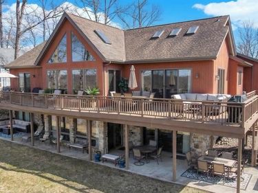 370 LAKE MEADE DRIVE, EAST BERLIN, PA 17316