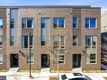 2006 NORTHBANK PLACE , PHILADELPHIA, PA 19125