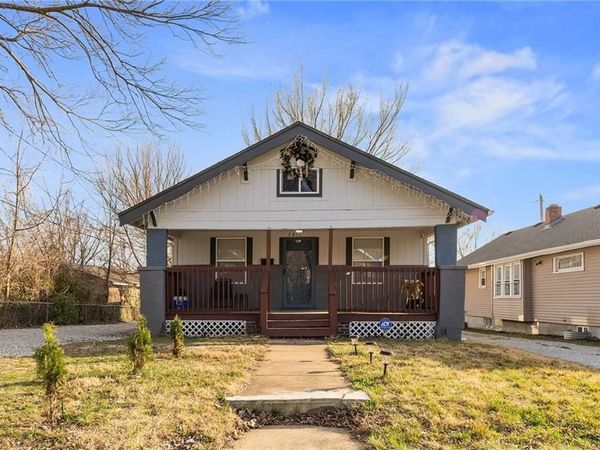 2611 Hickam Drive, Kansas City, KS 66104