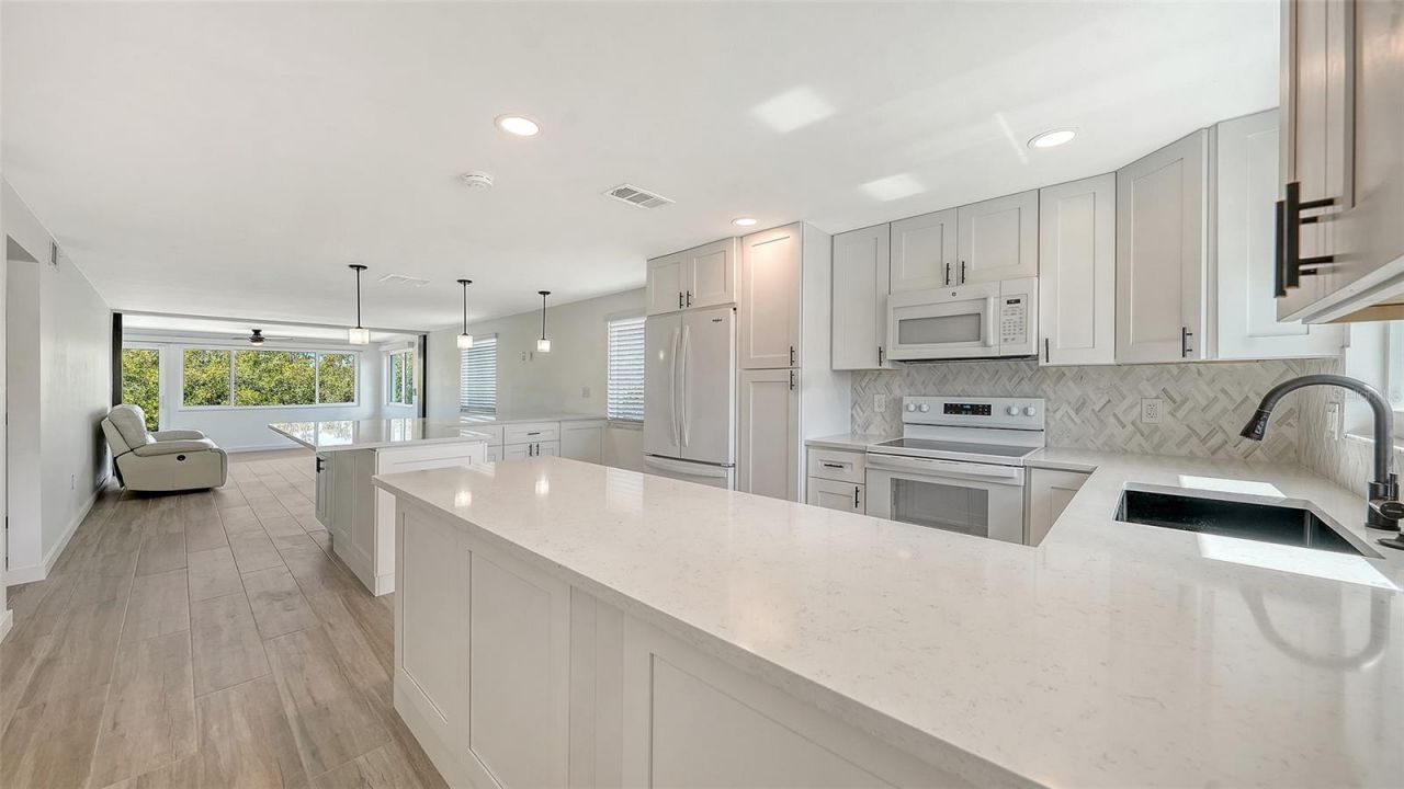 909 Spanish Drive N, Longboat Key, FL 34228 Photo