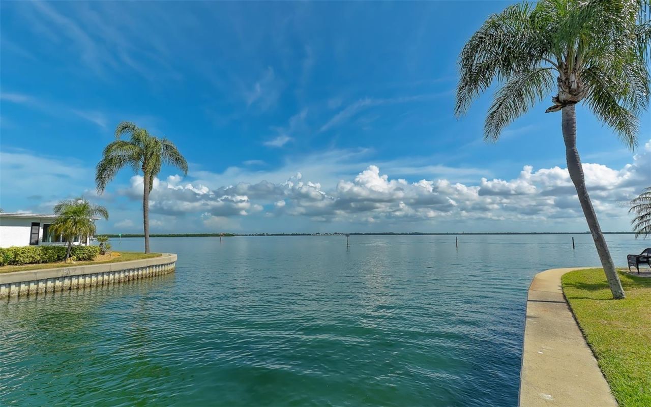 909 Spanish Drive N, Longboat Key, FL 34228 Photo