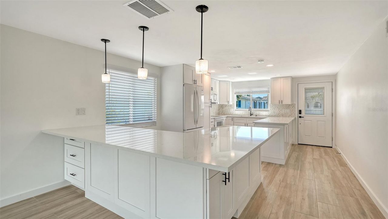 909 Spanish Drive N, Longboat Key, FL 34228 Photo