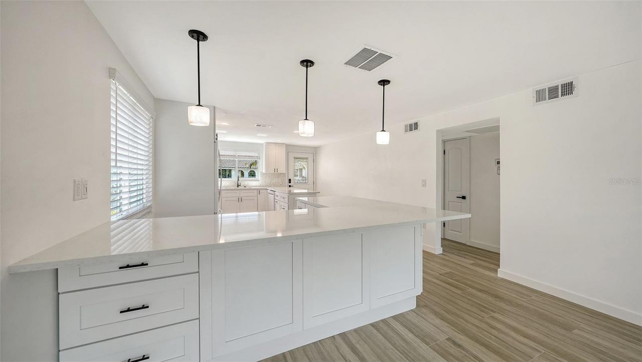 909 Spanish Drive N, Longboat Key, FL 34228 Photo
