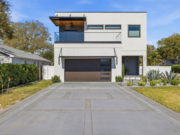 3301 W PAUL AVENUE, TAMPA, FL 33611