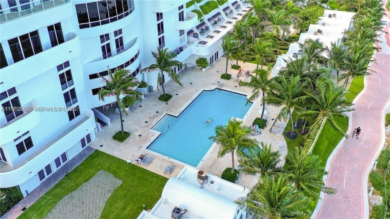 6365 Collins Ave, Unit 3802, Miami Beach, FL 33141 Photo