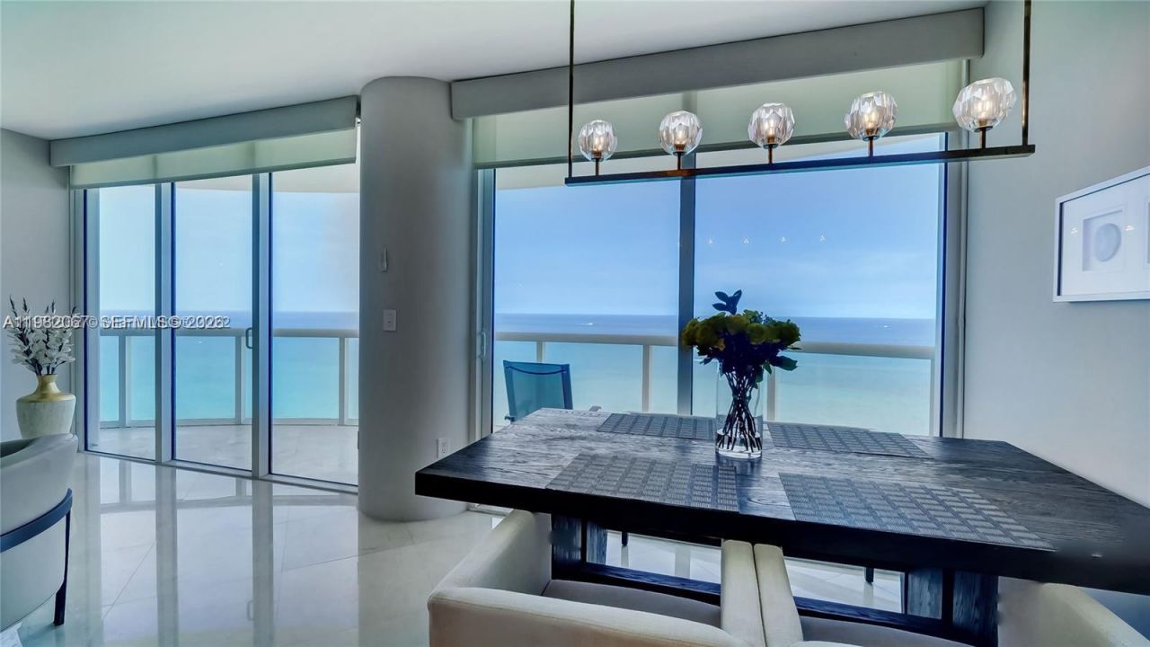 6365 Collins Ave, Unit 3802, Miami Beach, FL 33141 Photo