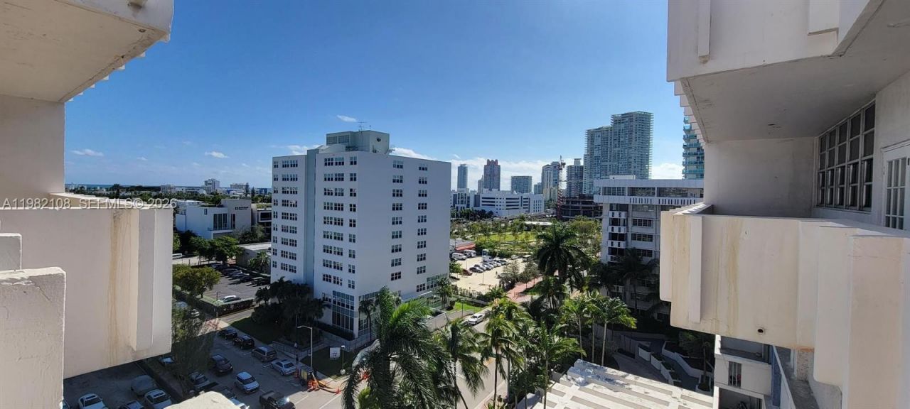 800 West Ave , Unit PH-37, Miami Beach, FL 33139 Photo