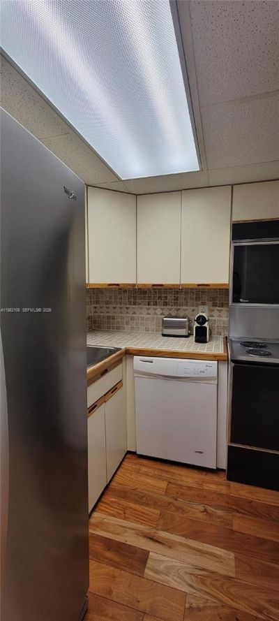 800 West Ave , Unit PH-37, Miami Beach, FL 33139 Photo