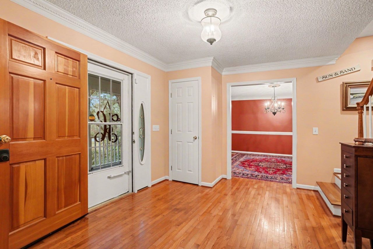 753 Robin Dr.  Photo 15