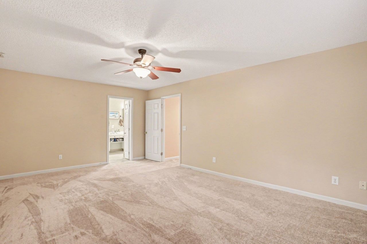 753 Robin Dr.  Photo 16