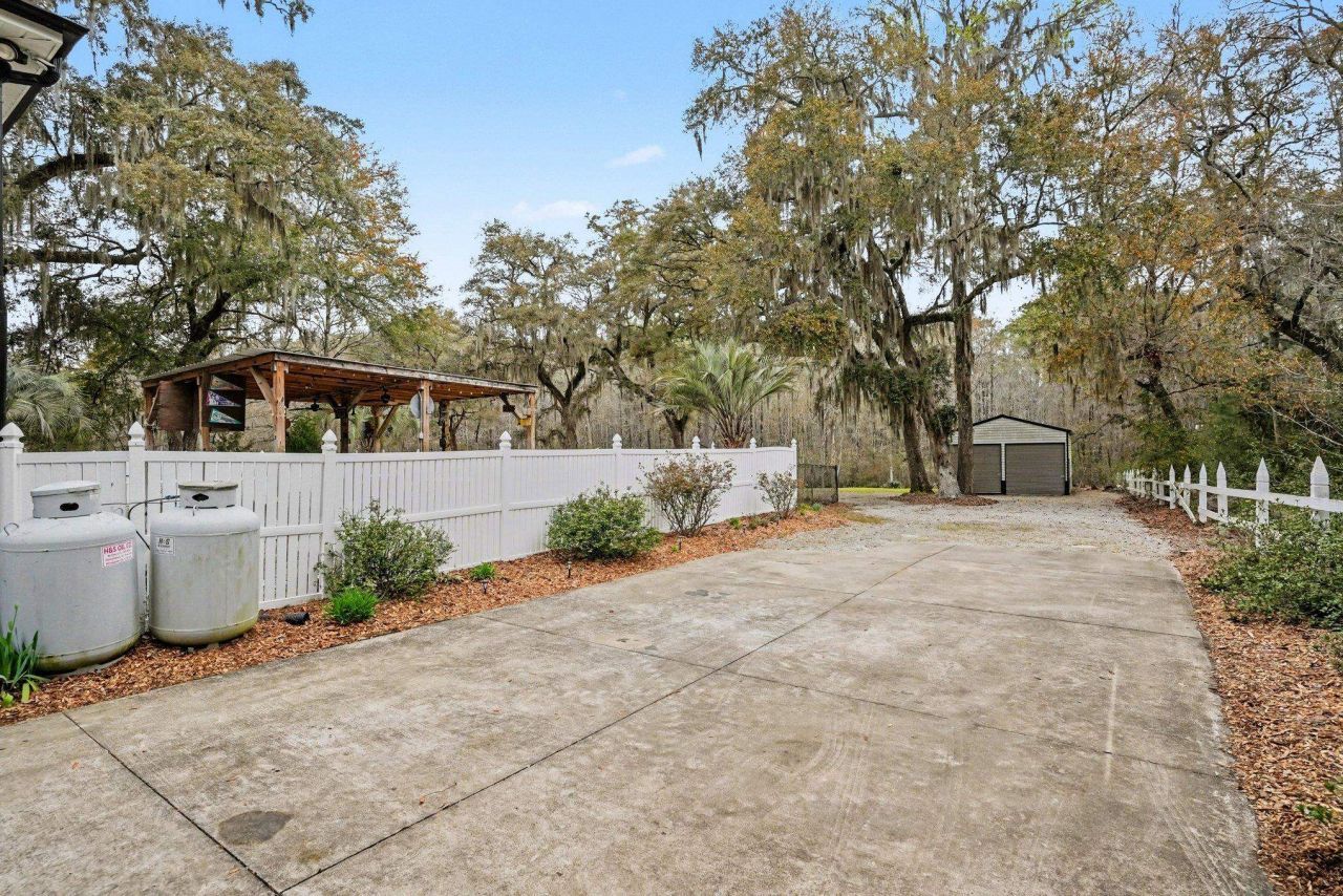 753 Robin Dr.  Photo 40