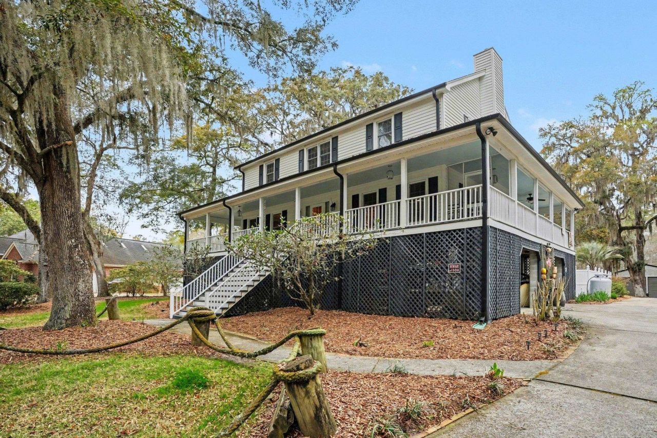 753 Robin Dr.  Photo 43