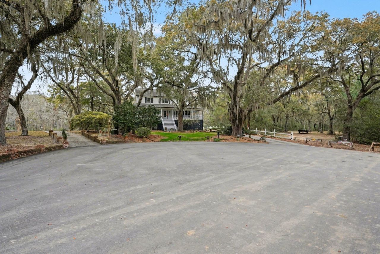 753 Robin Dr.  Photo 45