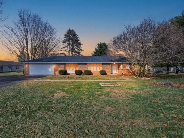 1033 Everview Drive , Mount Vernon, OH 43050