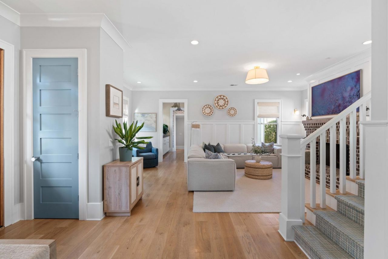 1300 Penshell Place Photo 11