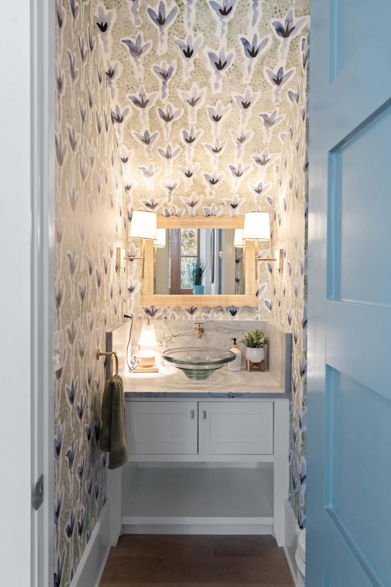 1300 Penshell Place Photo 16