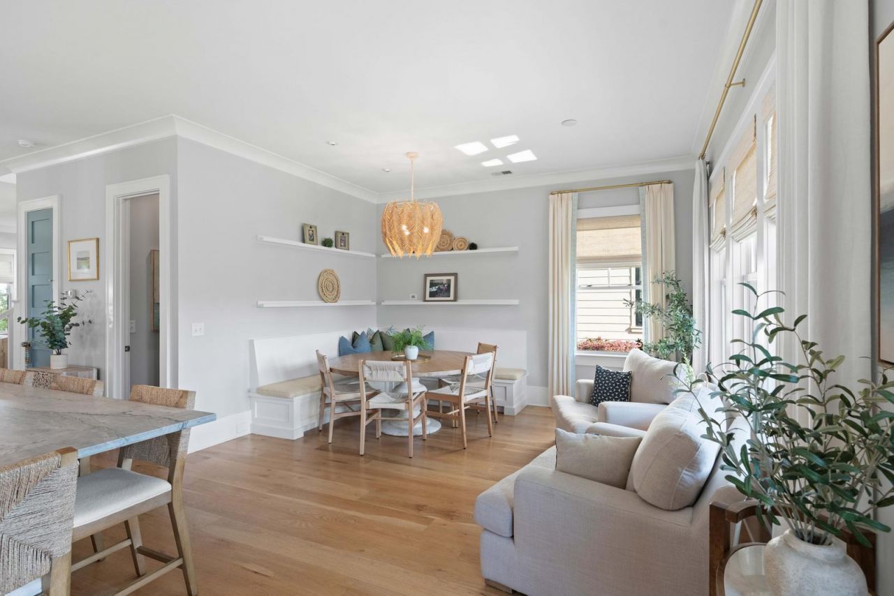 1300 Penshell Place Photo 25