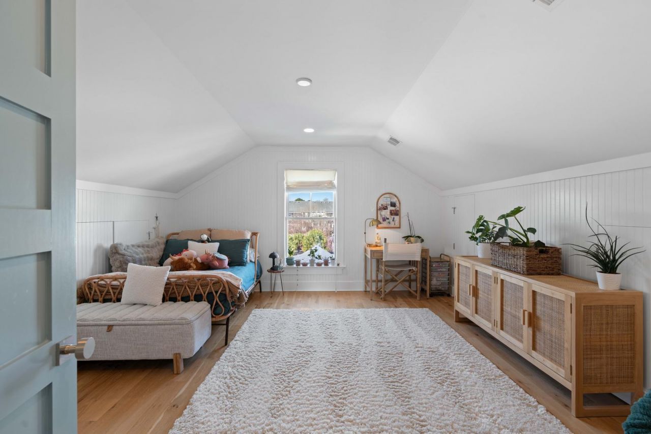 1300 Penshell Place Photo 54