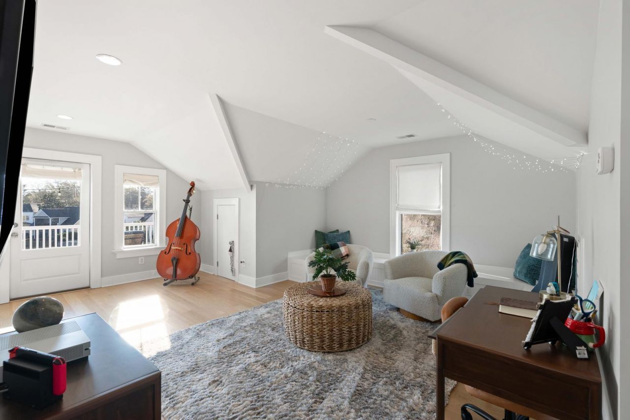 1300 Penshell Place Photo 56