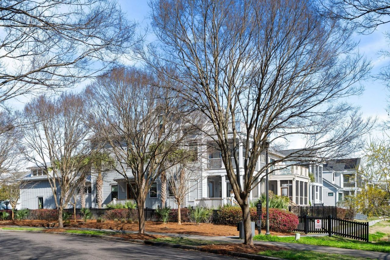 1300 Penshell Place Photo 79