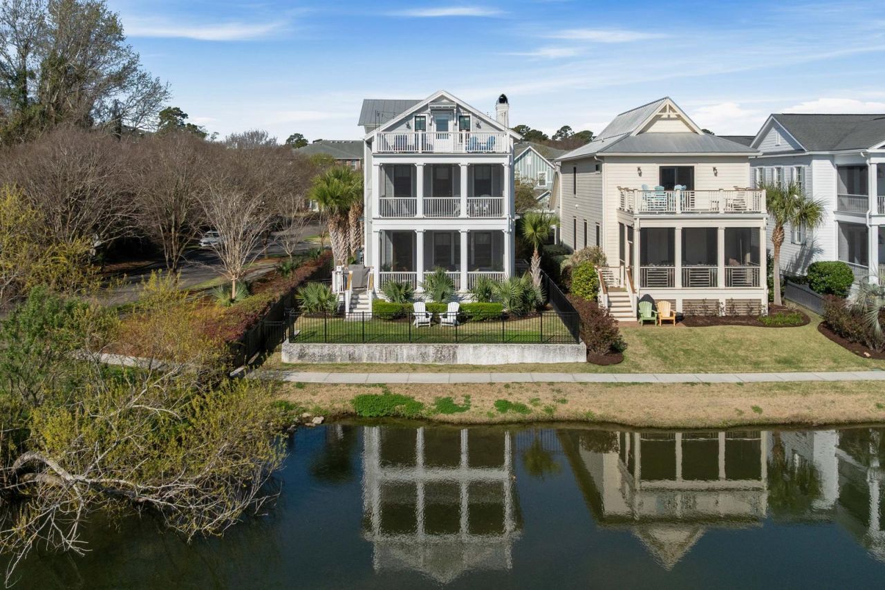 1300 Penshell Place Photo 82