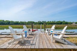 1047 Hills Plantation Drive photo 4