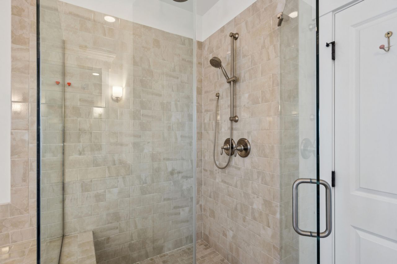 1047 Hills Plantation Drive Photo 46