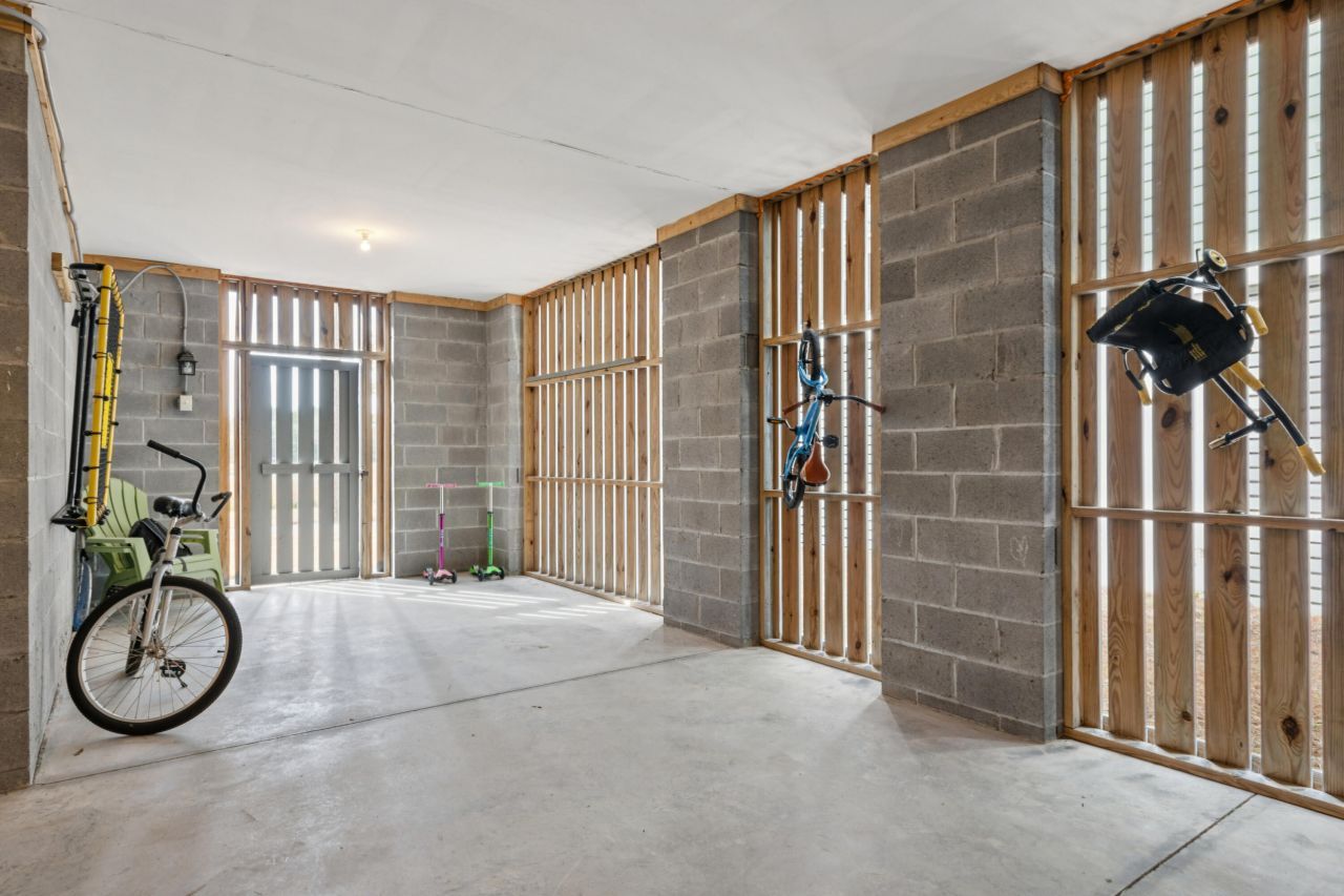 1047 Hills Plantation Drive Photo 58