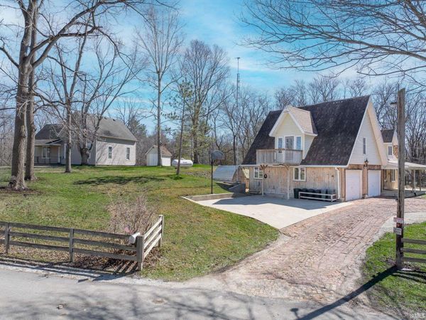 75 W Old Trail, Somerset, IN 46940
