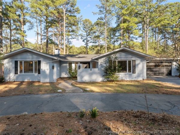 10 Fairway Drive, Whispering Pines, NC 28327