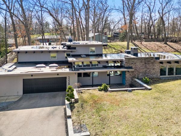 5228 Ridgebrook Drive, Portage, MI 49002