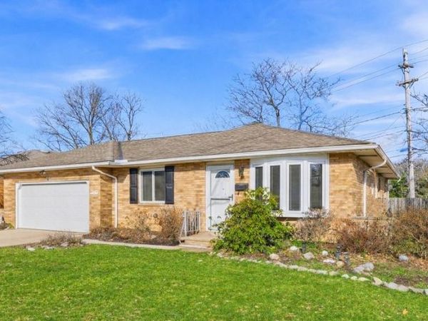 5504 Carol Jean Boulevard , Garfield Heights, OH 44125