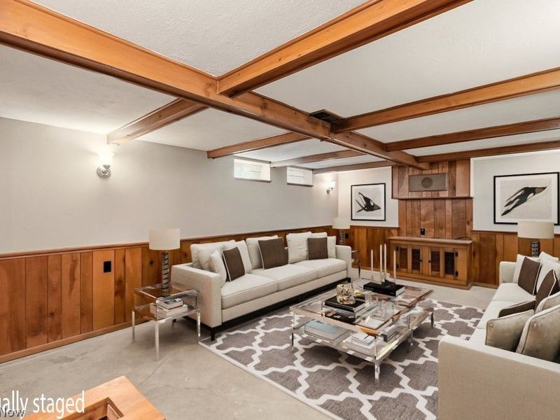 5504 Carol Jean Boulevard , Garfield Heights, OH 44125 Photo 14