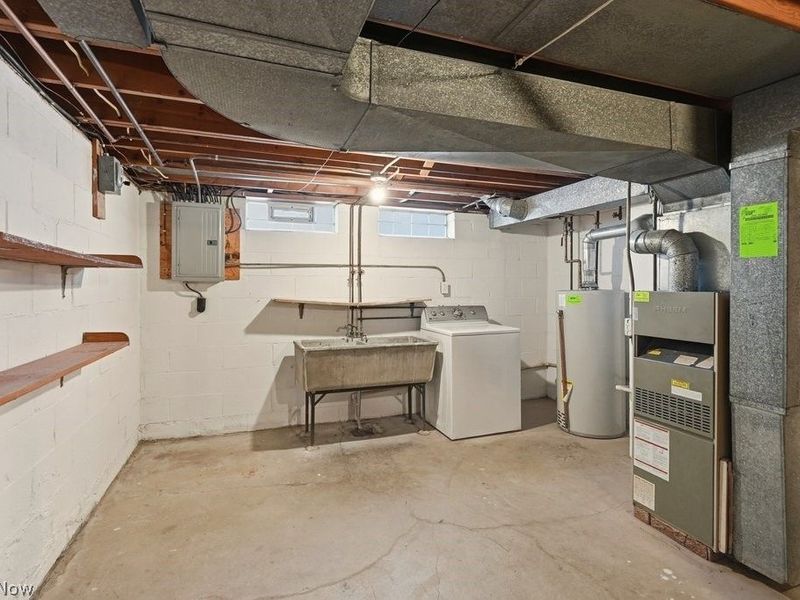 5504 Carol Jean Boulevard , Garfield Heights, OH 44125 Photo 16