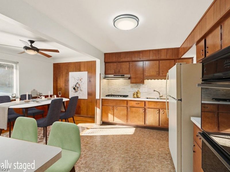 5504 Carol Jean Boulevard , Garfield Heights, OH 44125 Photo 7