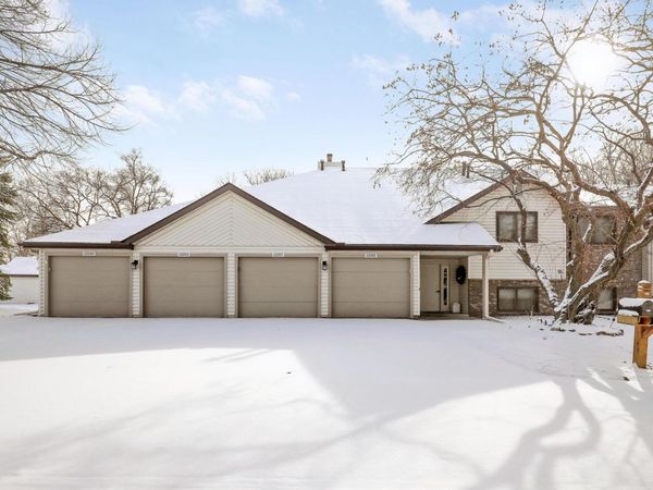 12253 42nd Avenue N, Plymouth, MN 55441