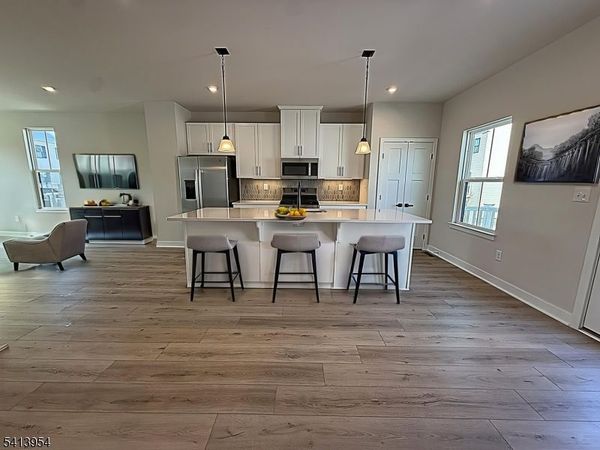 106 E Stiger St, Hackettstown, NJ 07840