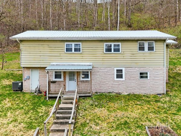 499 Ventura Road, Clintwood, VA 24228