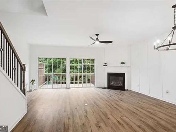 1386 Thornborough Drive, Alpharetta, GA 30004