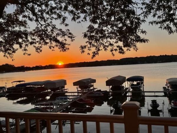 514 Bay View AVENUE, Unit 28, Twin Lakes, WI 53181