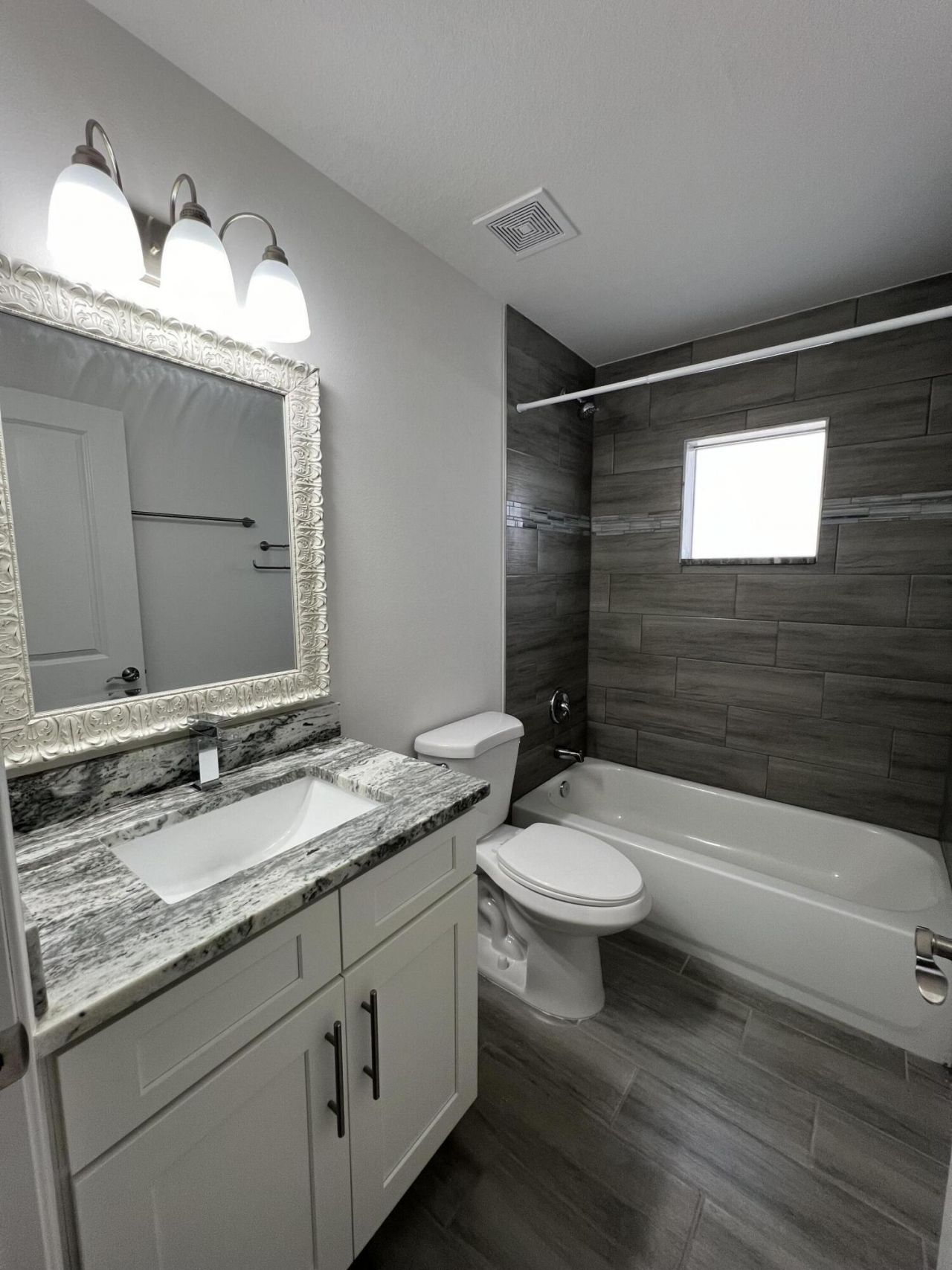 1031 SW Du Bois Avenue, Port Saint Lucie, FL 34953 Photo