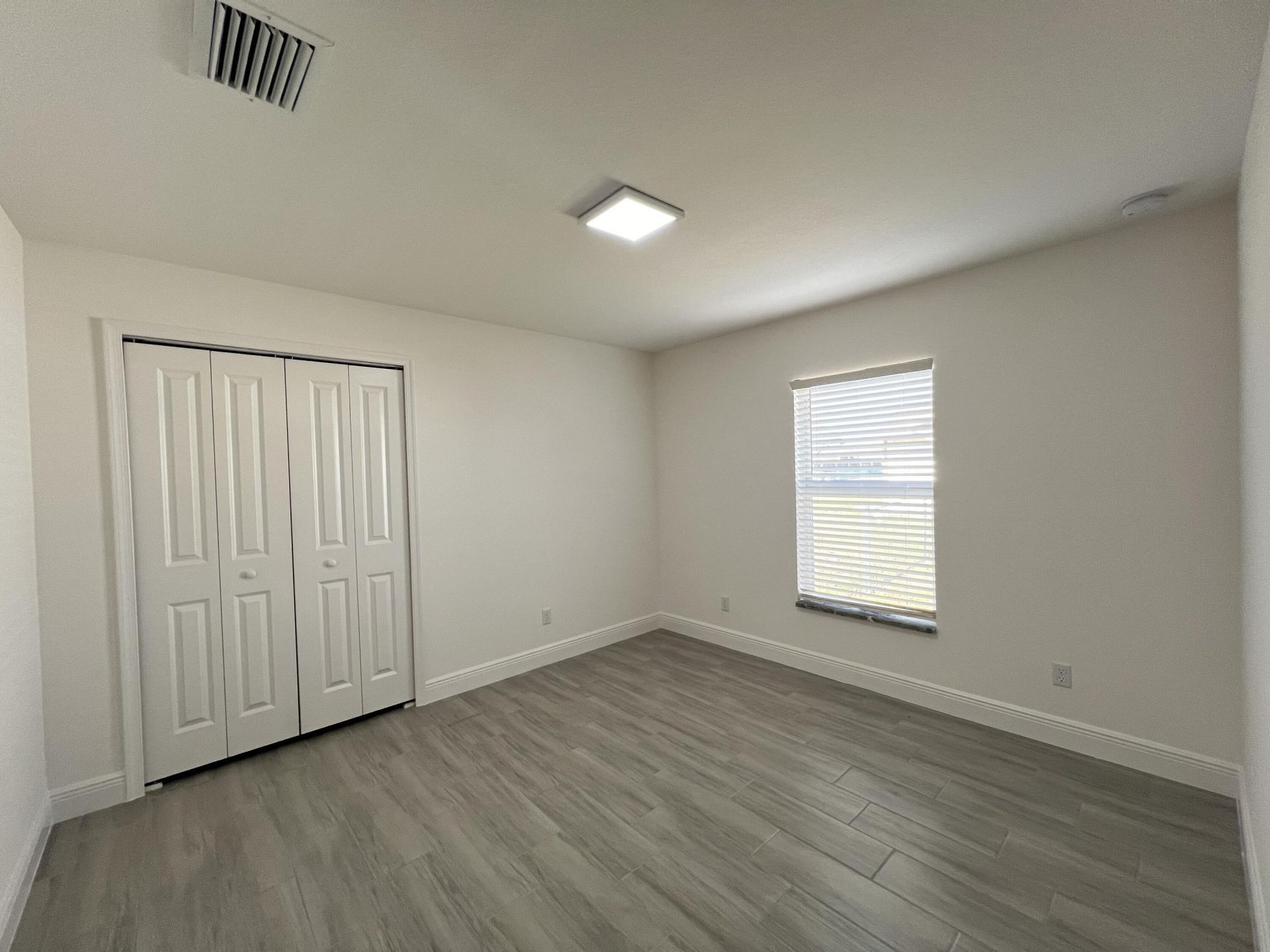 1031 SW Du Bois Avenue, Port Saint Lucie, FL 34953 Photo