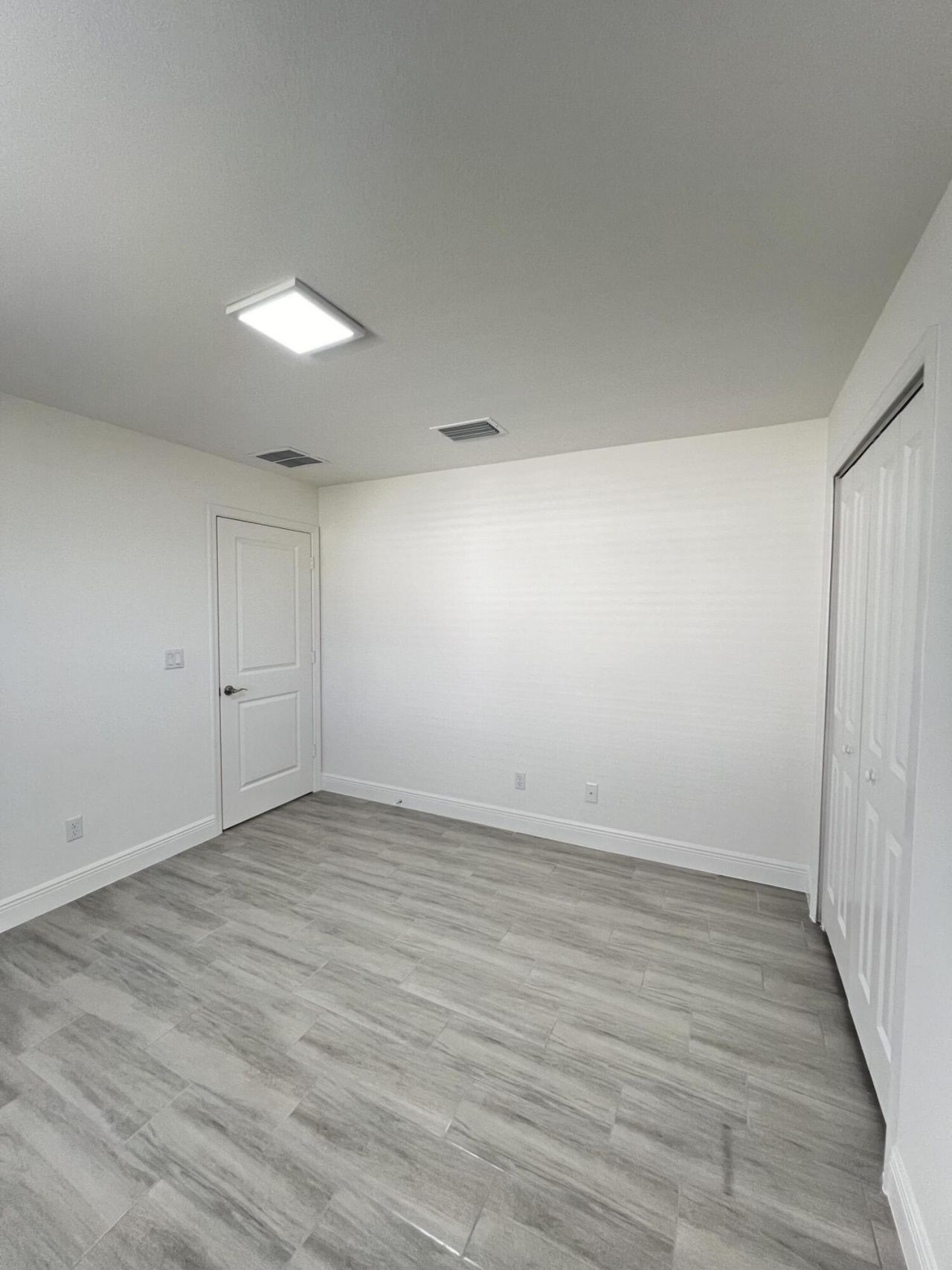 1031 SW Du Bois Avenue, Port Saint Lucie, FL 34953 Photo