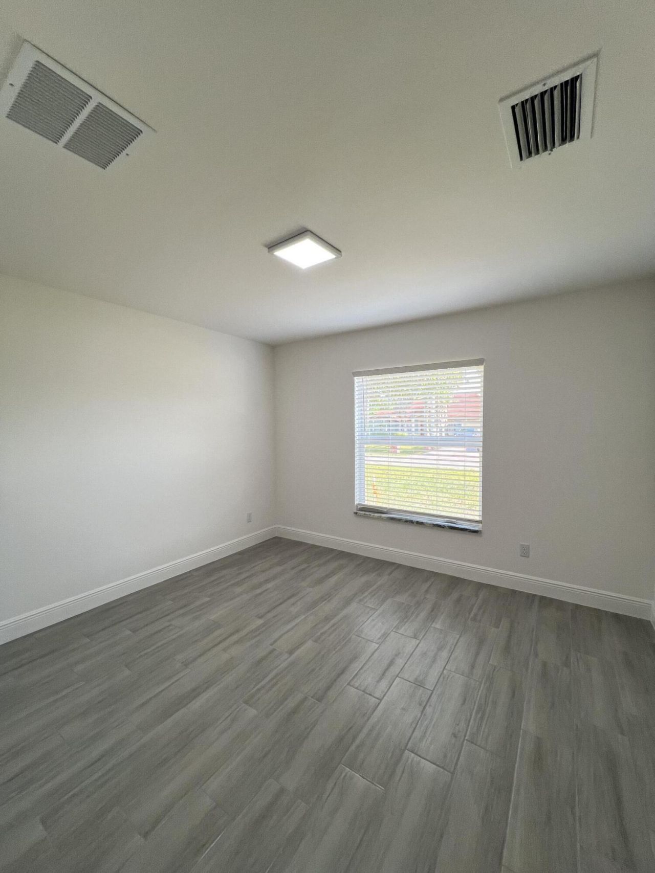 1031 SW Du Bois Avenue, Port Saint Lucie, FL 34953 Photo