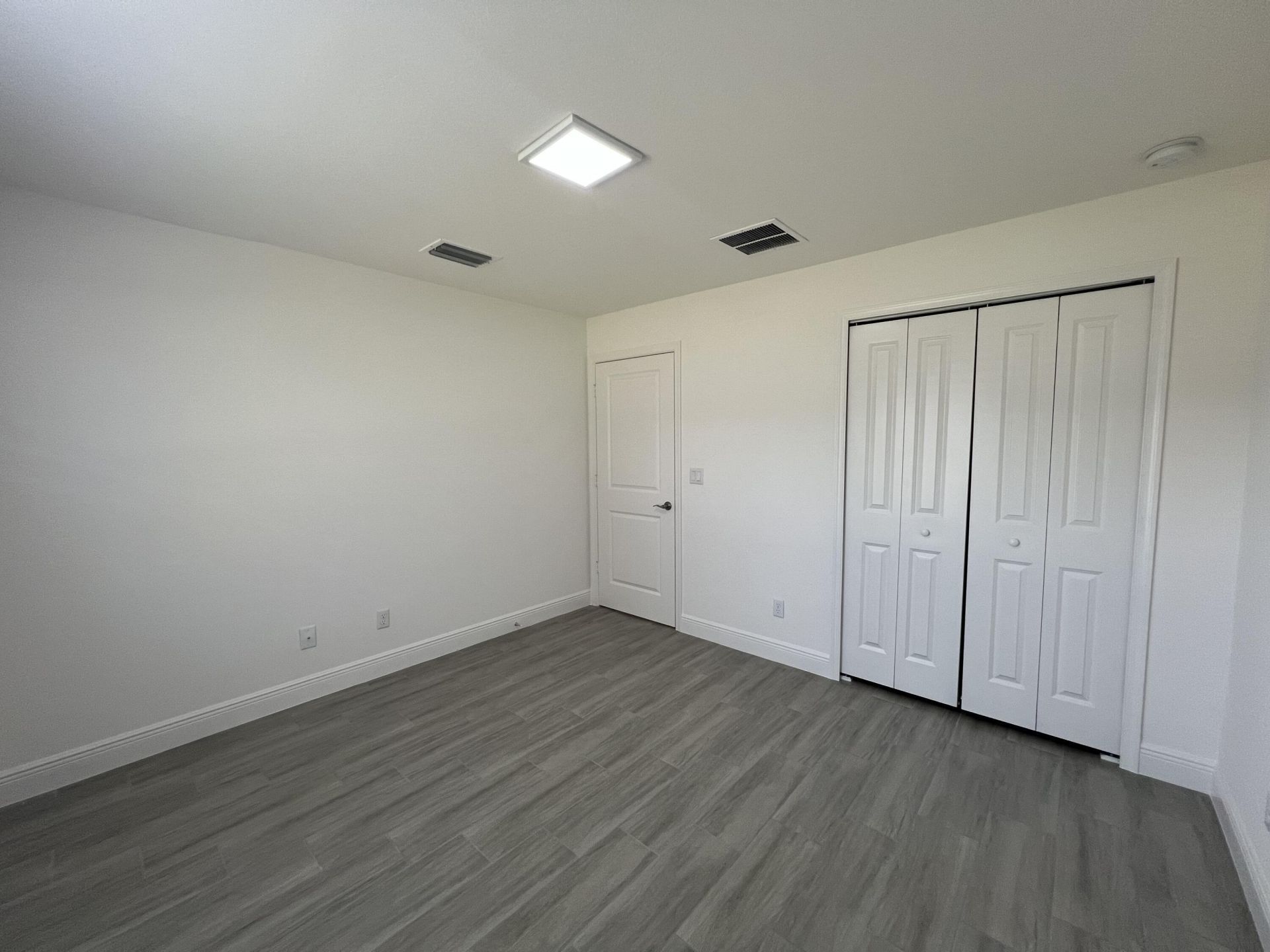 1031 SW Du Bois Avenue, Port Saint Lucie, FL 34953 Photo