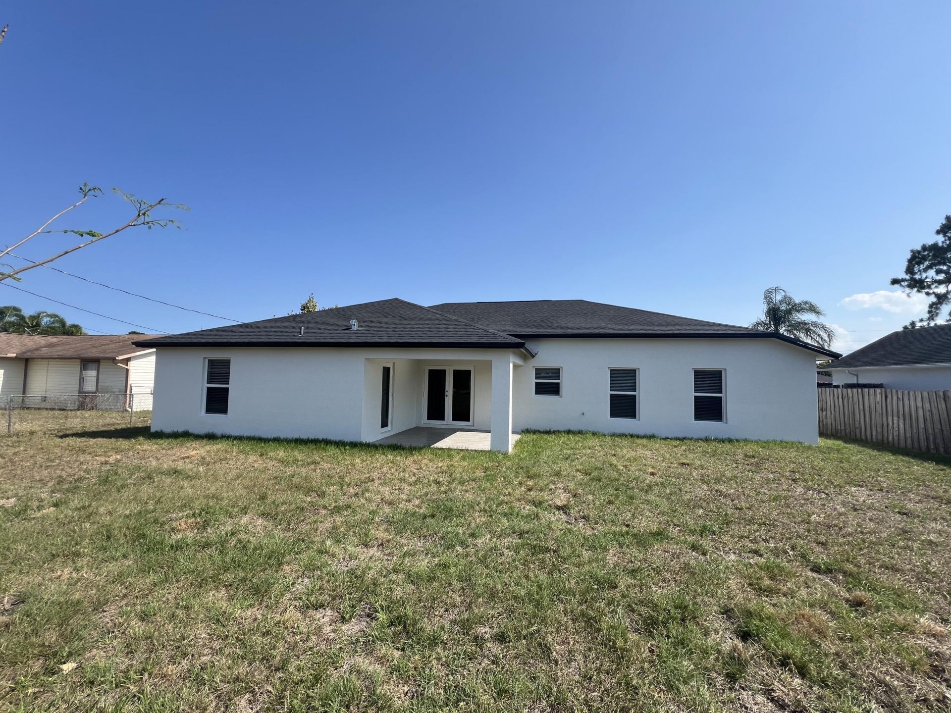 1031 SW Du Bois Avenue, Port Saint Lucie, FL 34953 Photo
