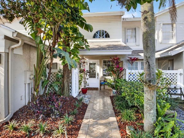 9064 Boca Gardens Parkway, Unit B, Boca Raton, FL 33496